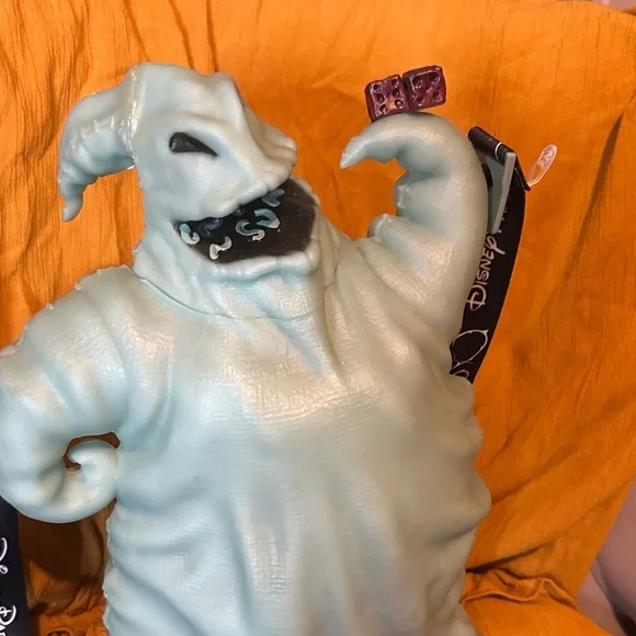 Disney Oogie Boogie popcorn bucket with removable Disney parks strap - Picture 6 of 6